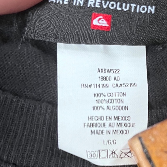 QUICKSILVER Graphic T-Shirt large - Picture 4 of 8